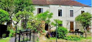 maison de village à la vente -   89160  LEZINNES, surface 167 m2 vente maison de village - UBI472278002